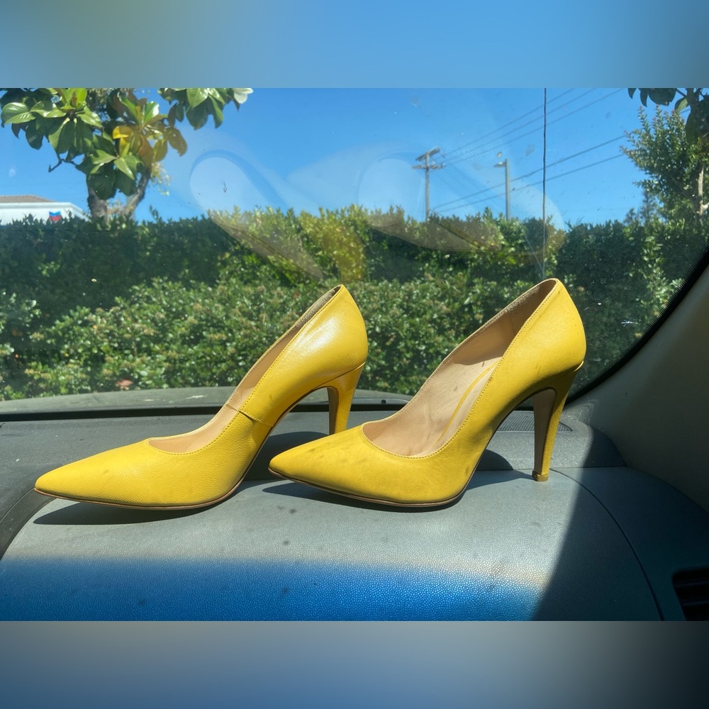 Tatie Roma yellow shoes 💛